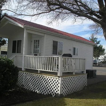 Las Vegas Camping Resort Cabin 3